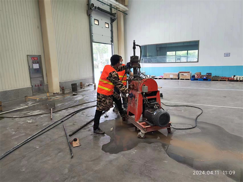 盐源厂房地面下沉塌陷注浆加固施工